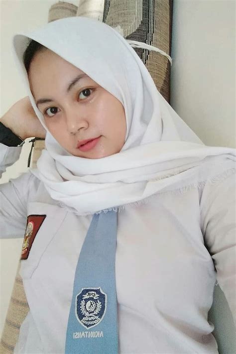 ratihbugil|VIDEO BOKEP MAYA PUTRI PRATIWI CEWEK HIJAB SMA .